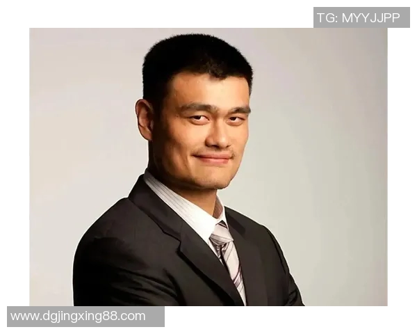 姚明从篮球巨星到健康生活倡导者的身体变化与成长历程探讨